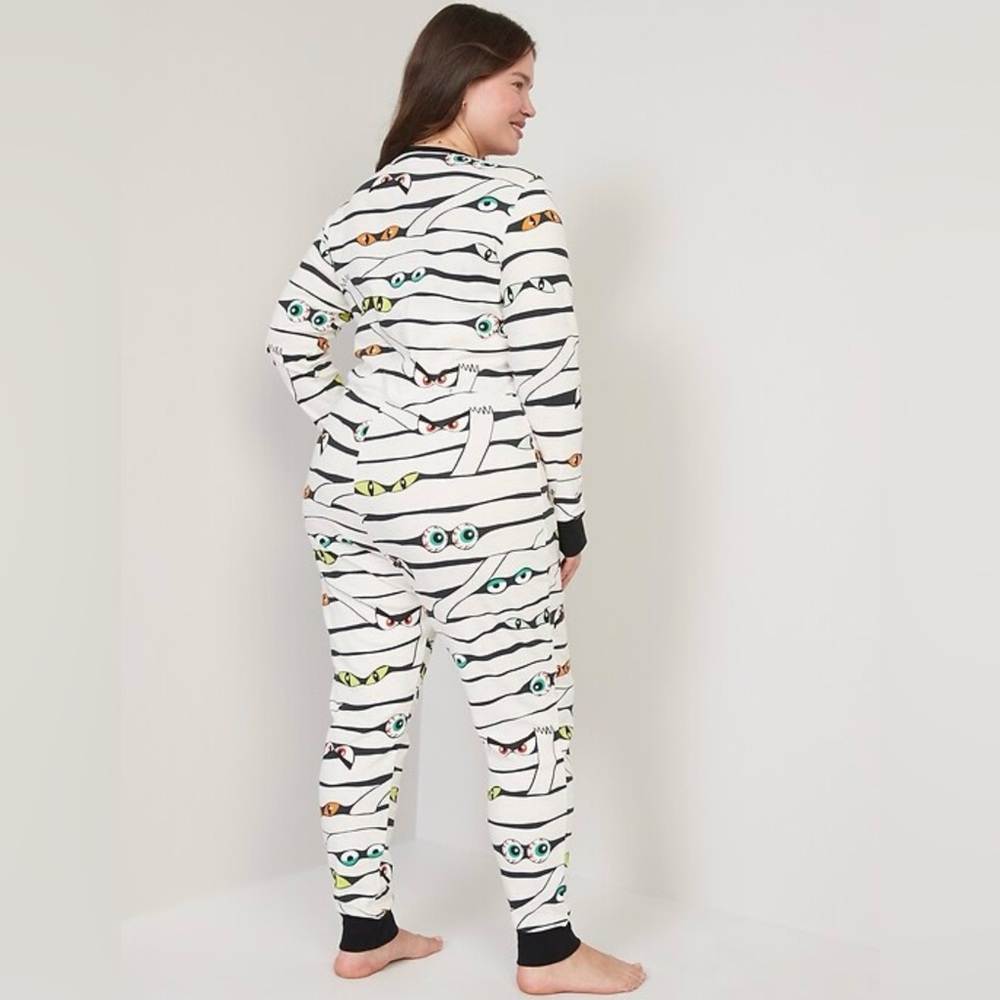 Old Navy Eye Want My Mummy (Halloween) One Piece Pajamas Size xl